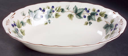 Wild Berry 11" Oval Baker