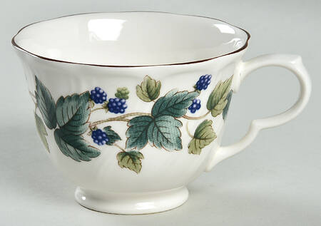 Wild Berry Footed Cup