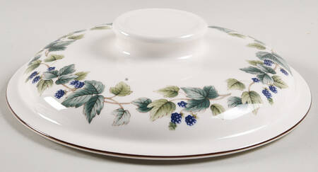 Wild Berry Lid for 2.5 Qt Round Casserole