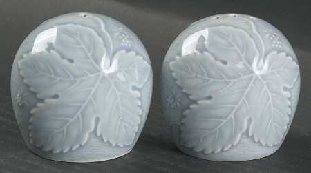Woodbury Blue Salt & Pepper Set