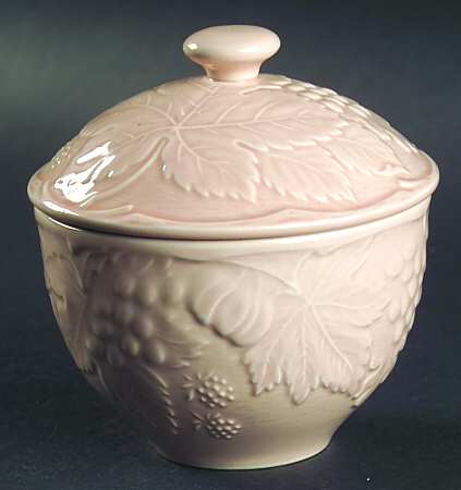 Woodbury Peach Sugar Bowl & Lid