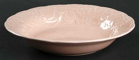 Woodbury Peach 9" Soup/Pasta Bowl