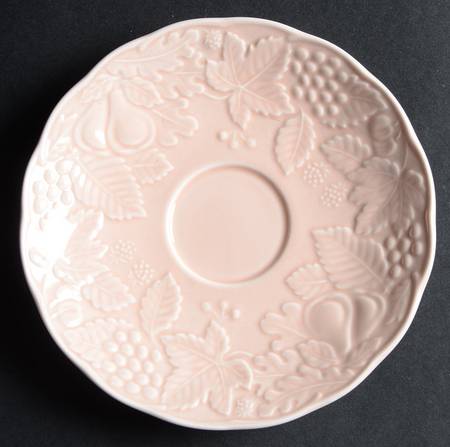 Woodbury Peach Saucer