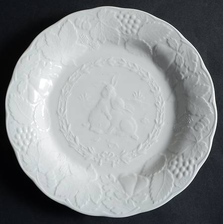 Woodbury White Accent Luncheon Plate