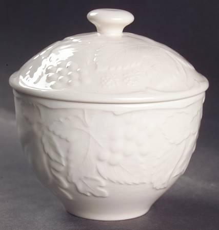 Woodbury White Sugar Bowl & Lid