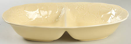 Woodbury Yellow 12" Oval Divided Vegetable Bowl