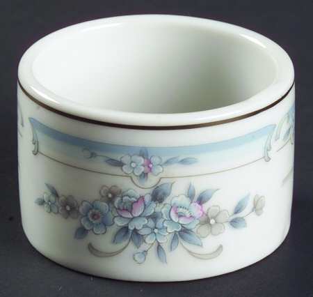 Claridge Napkin Ring
