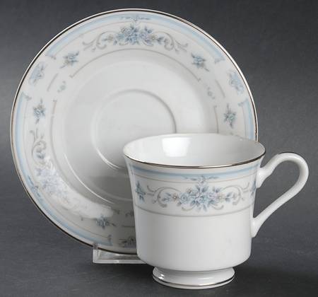 Claridge Footed Cup & Saucer Set by Nitto