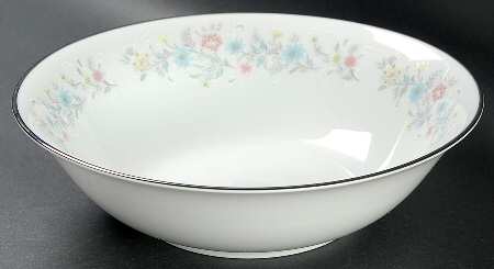 Dulcette 9" Round Vegetable Bowl