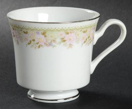 Festival Footed Cup