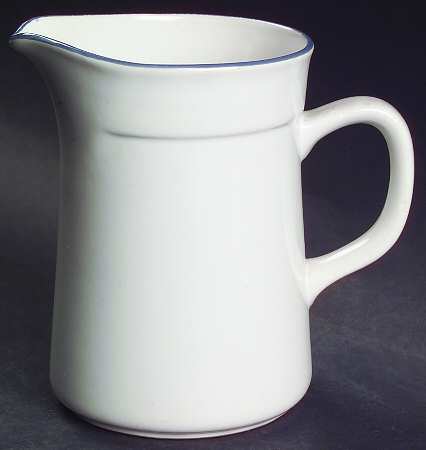 Flores Creamer