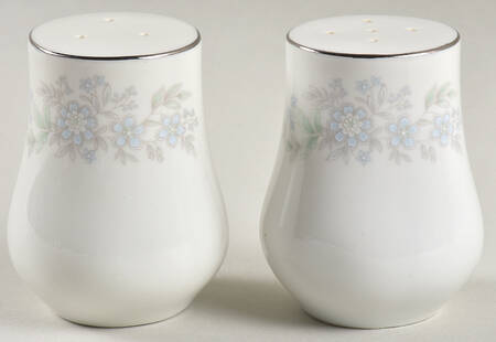 Harrington Salt & Pepper Set
