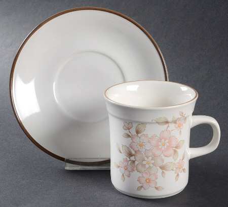 Meadow Flowers Flat Cup & Saucer Set