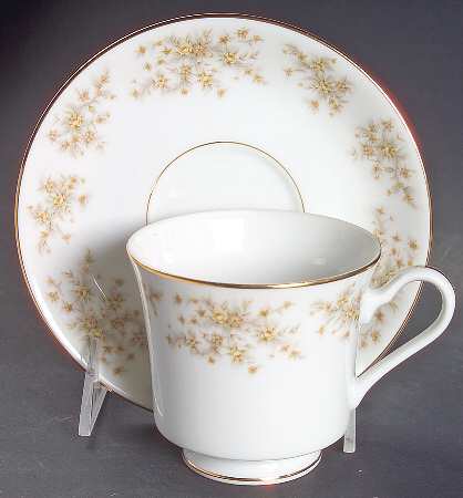 Melrose Footed Cup & Saucer Set