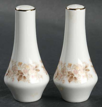 Oakbrook Salt & Pepper Set