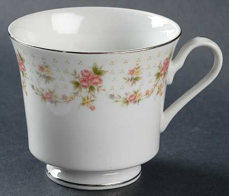 Orleans Footed Cup