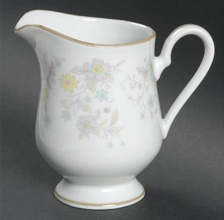 Swamp Flower Creamer by Nitto