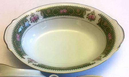 Courtship 9" Oval Vegetable Bowl
