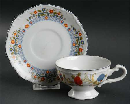 Elegance Footed Cup & Saucer Set