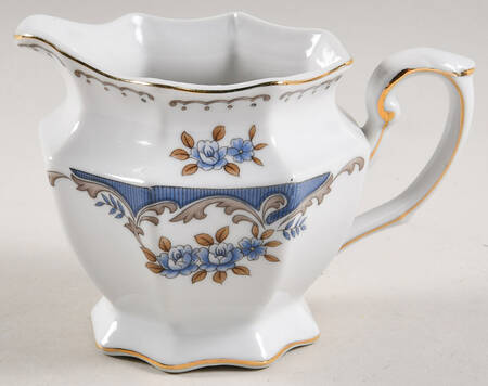 Tradition Creamer