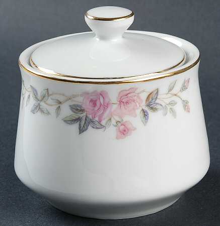 Trellis Sugar Bowl & Lid