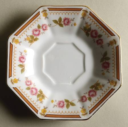 Traditional Rose Saucer