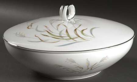 Autumn Breeze Round Covered Vegetable