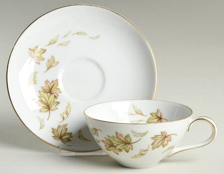 Flat Cup & Saucer Set