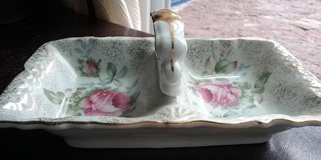 Dresden Rose Center Handle 2-Part Candy Dish