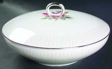 Embassy Rose Round Covered Vegetable