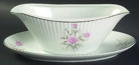 Lyric Rose Gravy Boat with Attached Underplate