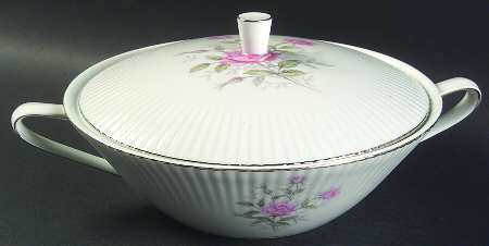 Lyric Rose Round Covered Vegetable