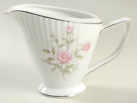 Lyric Rose Creamer