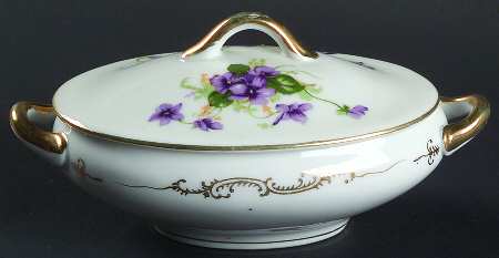 Sweet Violets Oval Box & Lid