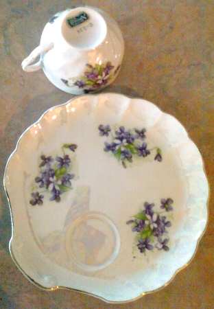 Sweet Violets Snack Plate & Cup Set
