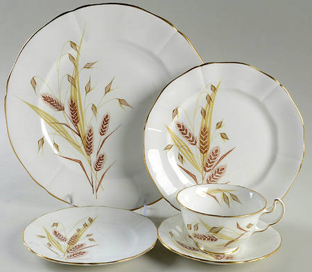 Golden Horizon 5 Piece Place Setting