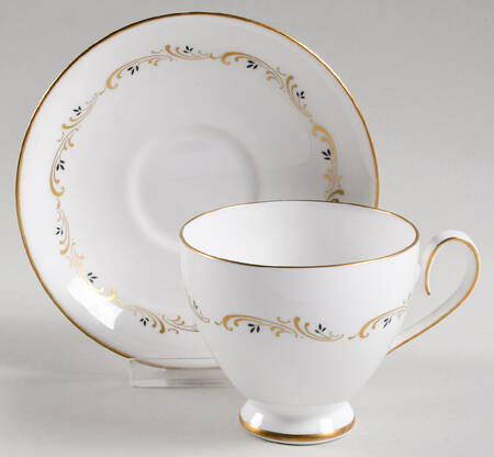 Lake Louise Footed Cup & Saucer Set