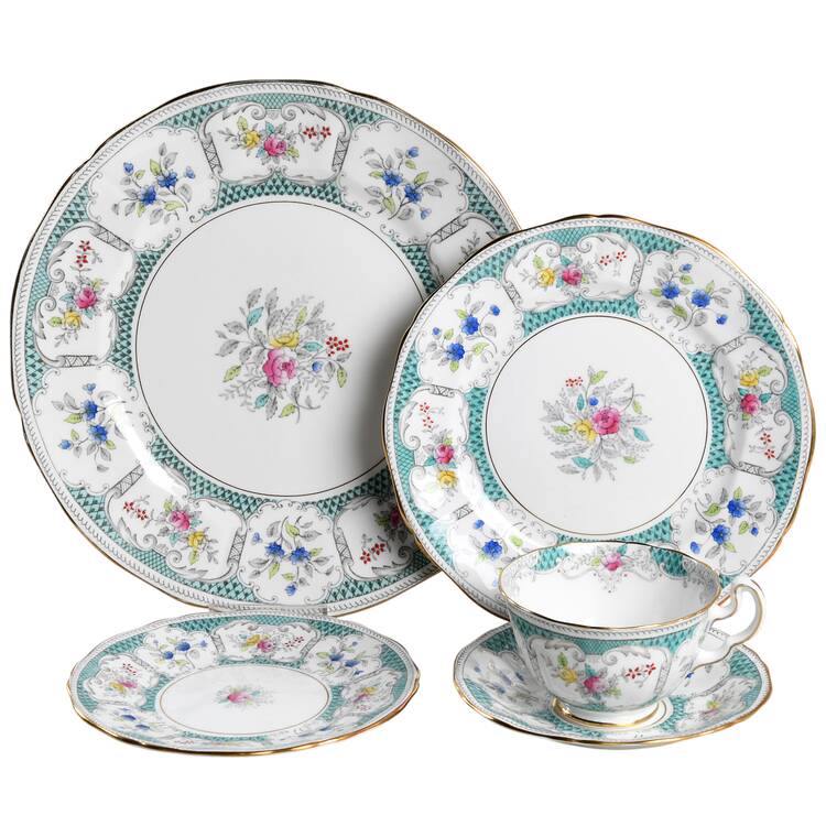 Lowestoft 5 Piece Place Setting