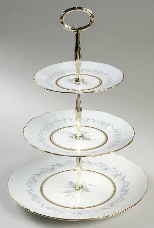 Morning Mist (Scalloped) 3-Tiered Serving Tray (DP, SP, BB)