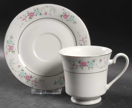 NTH1 Footed Cup & Saucer Set