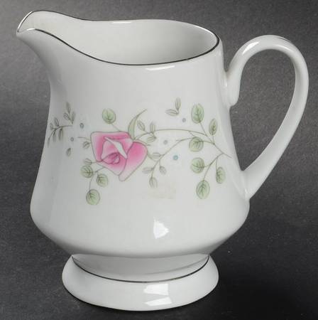 Cambridge Rose Creamer