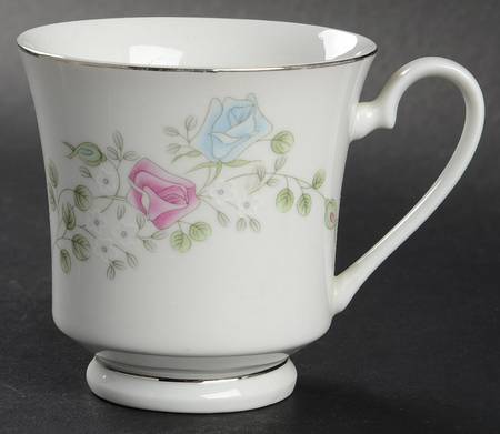 Cambridge Rose Footed Cup