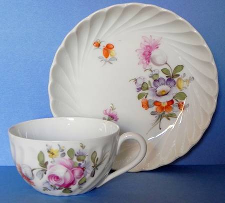 1012 Flat Demitasse Cup & Saucer Set