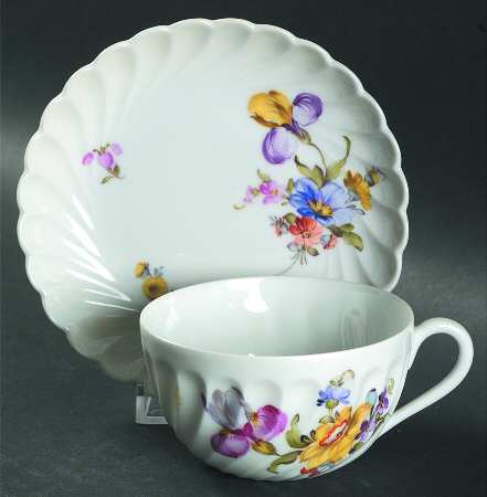 1012 Flat Demitasse Cup & Saucer Set