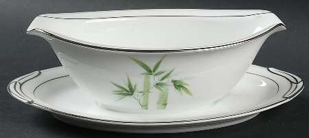 231 Gravy Boat with Attached Underplate