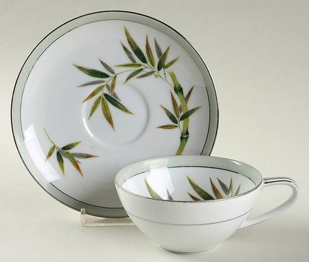 232 Flat Cup & Saucer Set