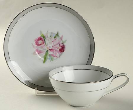 Orchid Flat Cup & Saucer Set