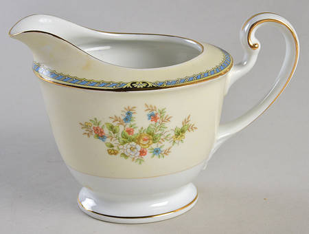 N1428 Creamer