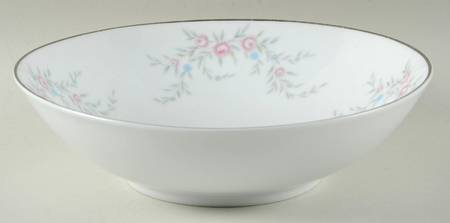 Patroon 9" Round Vegetable Bowl