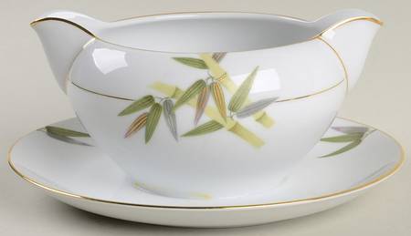 NAR28 Gravy Boat with Attached Underplate